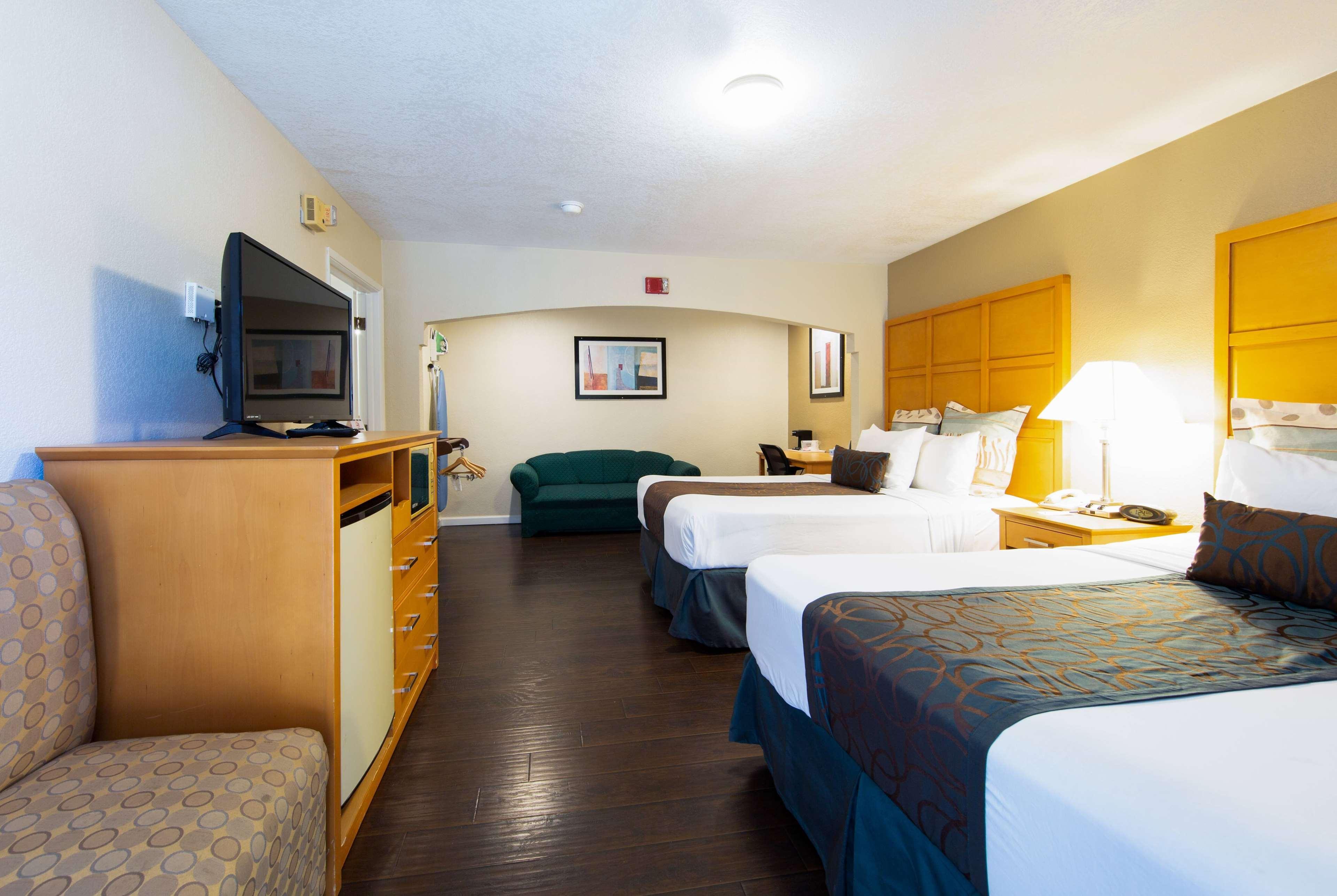 Yosemite Parkway Hotell Merced Eksteriør bilde