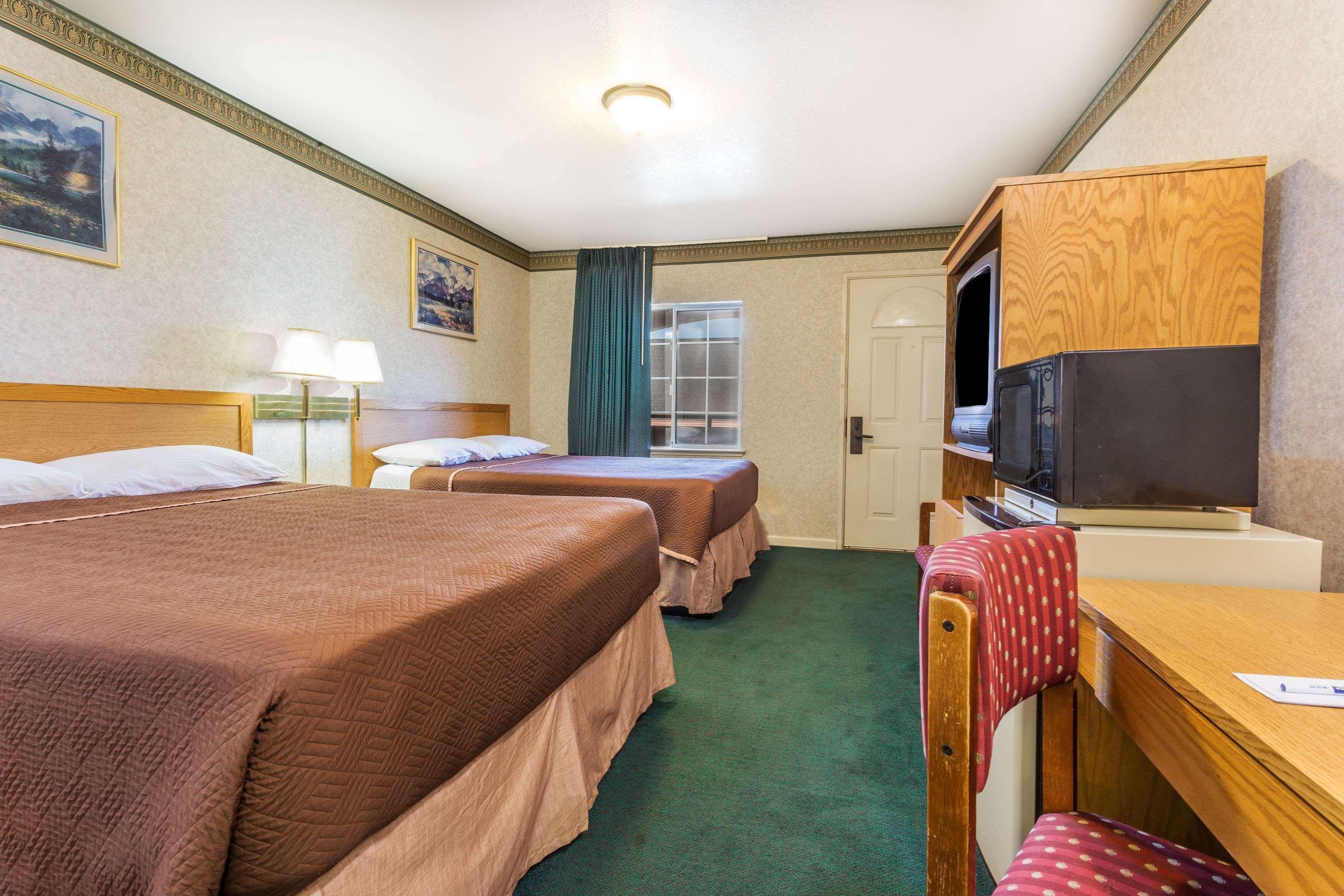 Yosemite Parkway Hotell Merced Eksteriør bilde