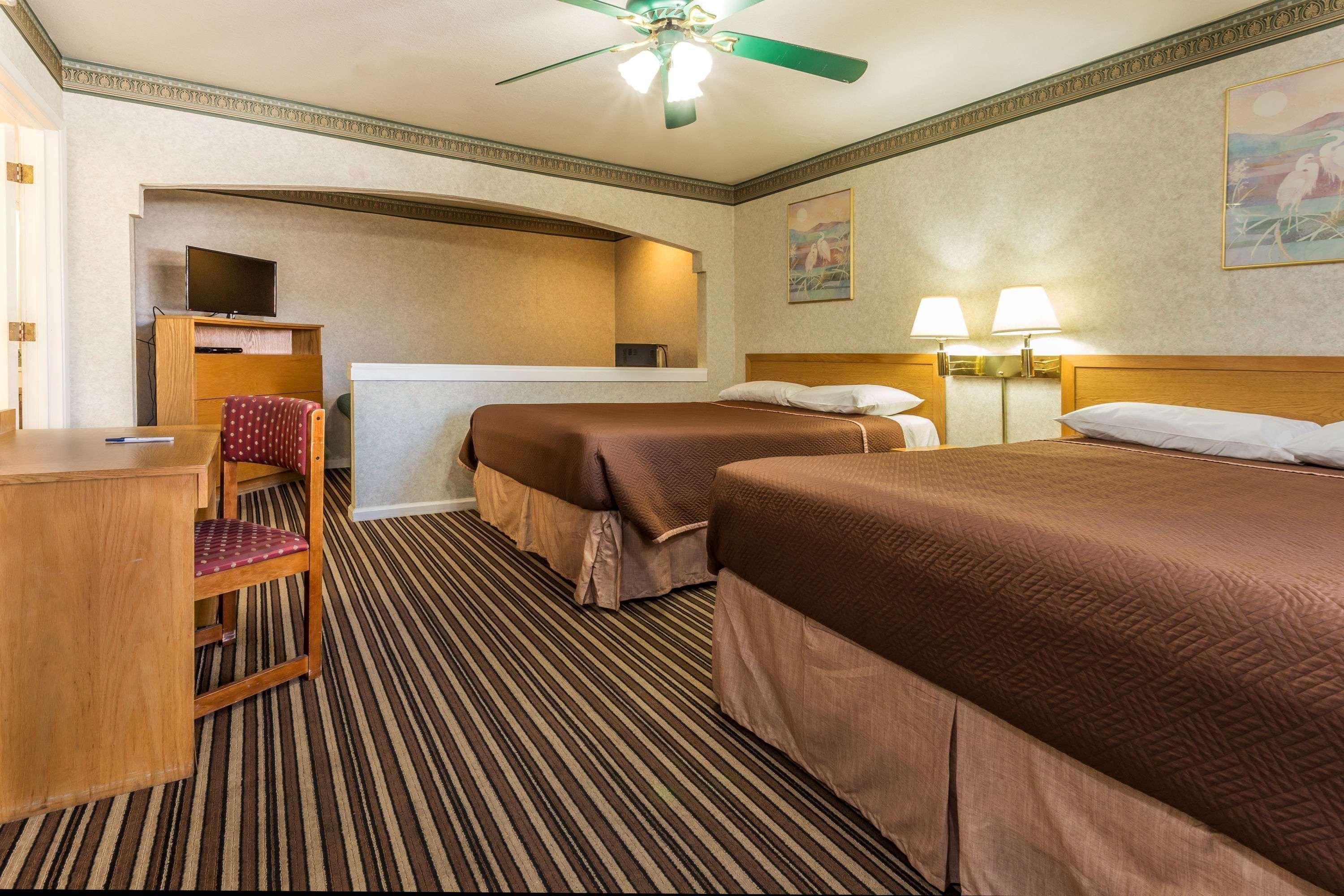 Yosemite Parkway Hotell Merced Eksteriør bilde